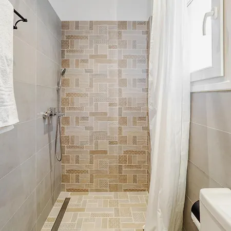 George Apartament Kastellanoi (Parelioi, Corfu)